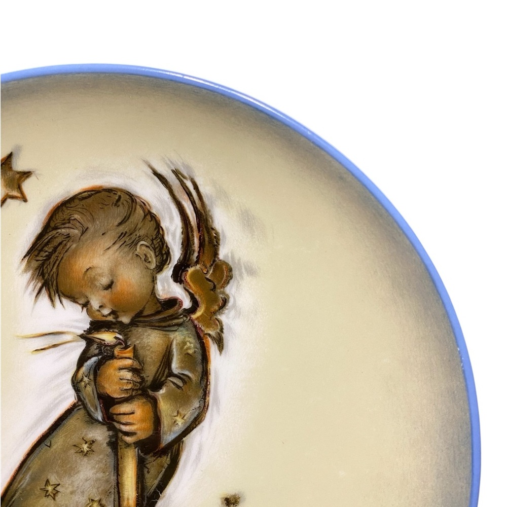Hummel Christmas 1971 Collector’s Plate - Picture 5 of 6